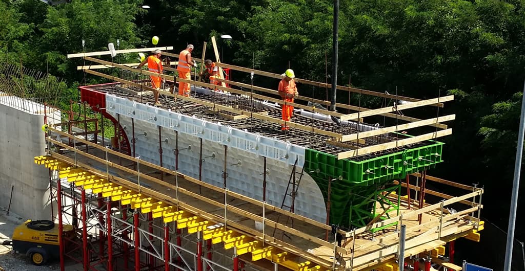 Faresin Formwork: Continuous Growth Towards the South